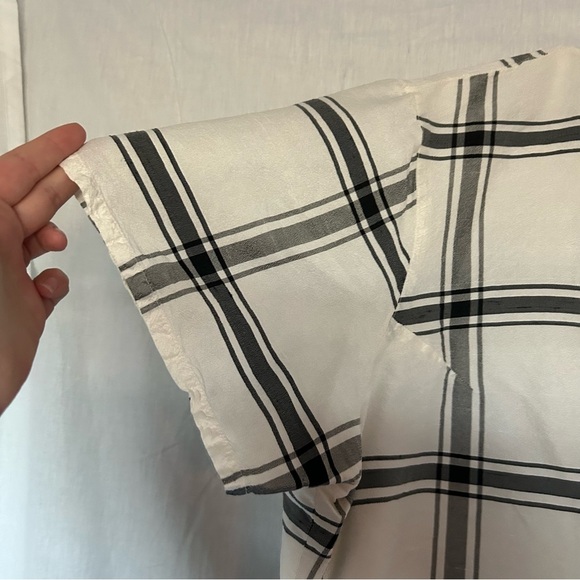 Avenue Plus Size Cropped Silk Button Up Plaid side vents sailor collar Slubbed - Picture 6 of 8